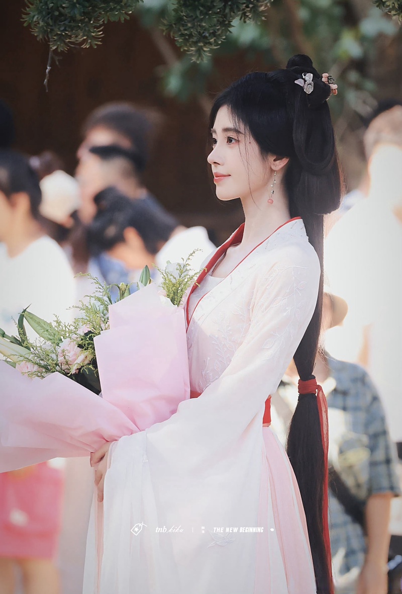 鞠婧祎